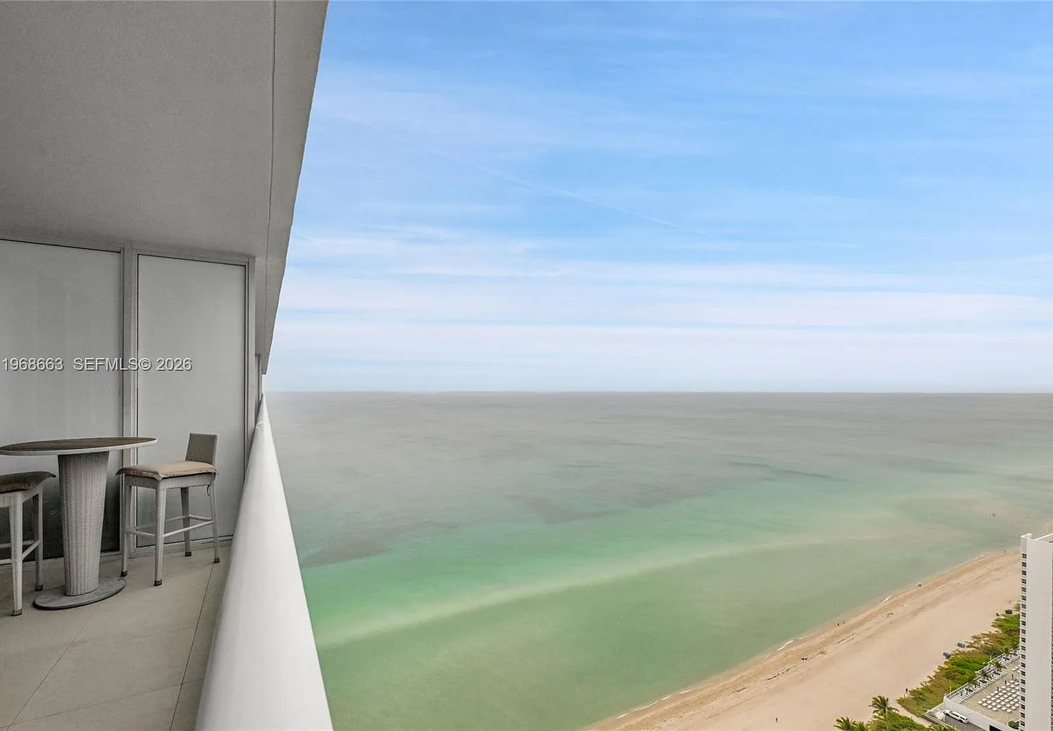 Beach Club Two Condo — Photo 2