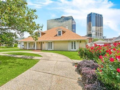 3825 Severn Ave, Metairie, LA, 70002