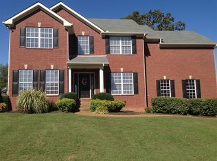 107 Meadowood Loop, Burns, TN 37029