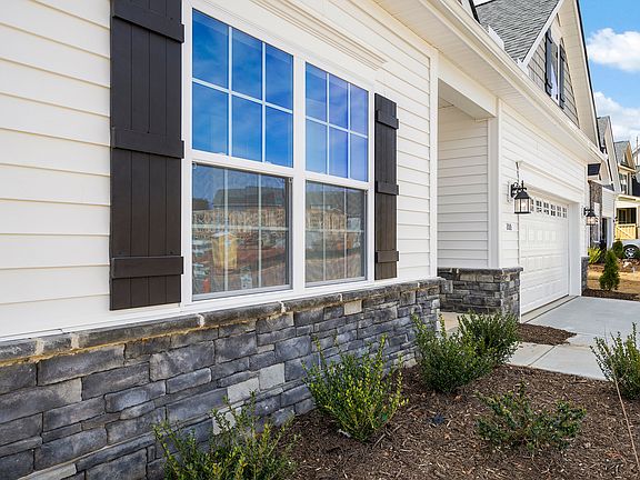 Images of the home are for illustrative purposes only and should never be relied upon