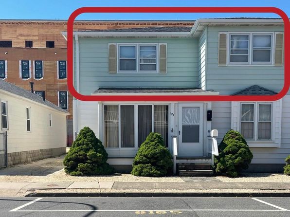 127 Hancock Ave