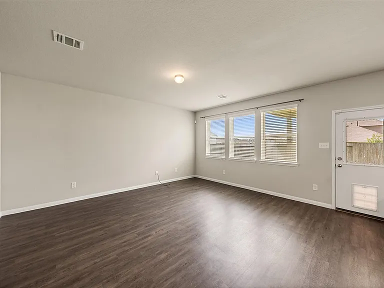 3580 Cannon Dr — Photo 7
