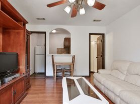 12550 Robin Dr, College Station, TX
