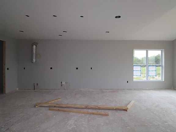 3rd image of 8182 Moonstone Dr #28