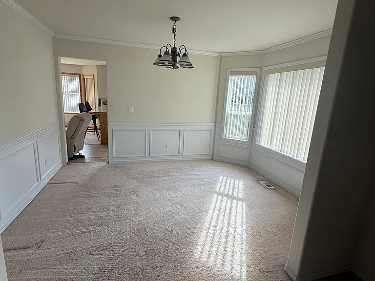 1325 23rd Street Pl NW — Photo 12