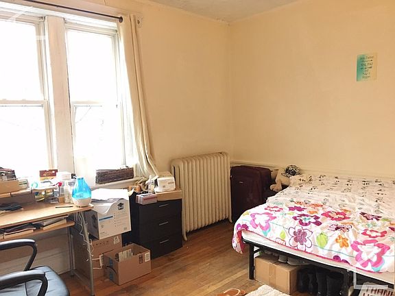 2nd image of 51 Egmont St APT 3B