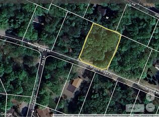 32 Middle Ridge Dr, Gouldsboro, PA 18424