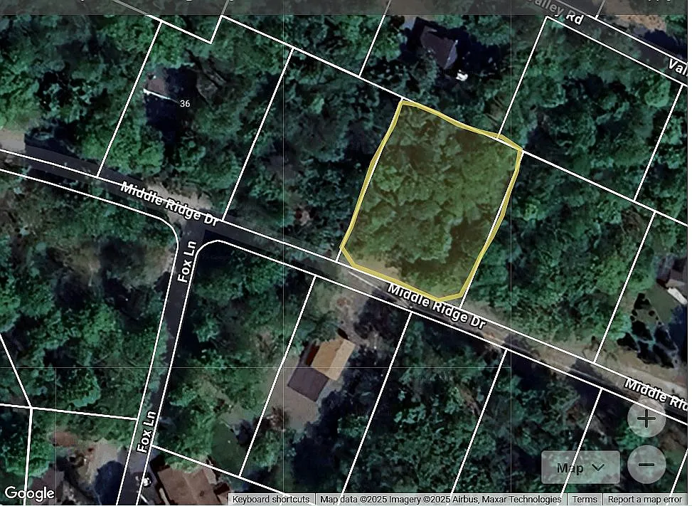 32 Middle Ridge Dr photo 1