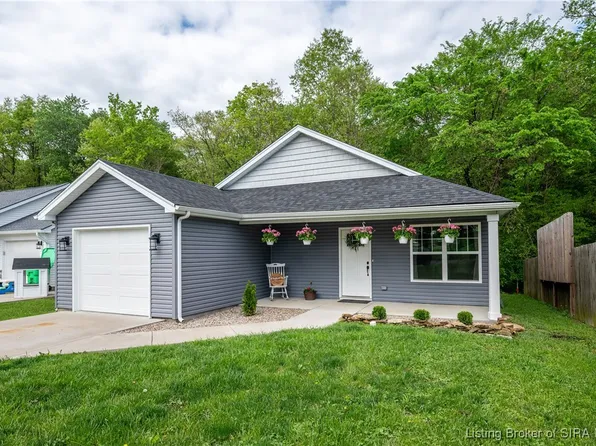 510 Hazelwood Drive, Henryville, IN 47126