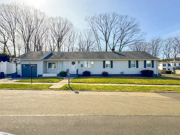 20 Lincoln Place, West Haven, CT 06516