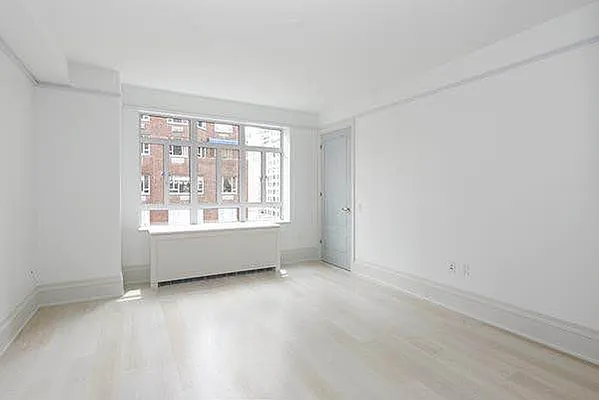 Rented by Domus Realty | media 26