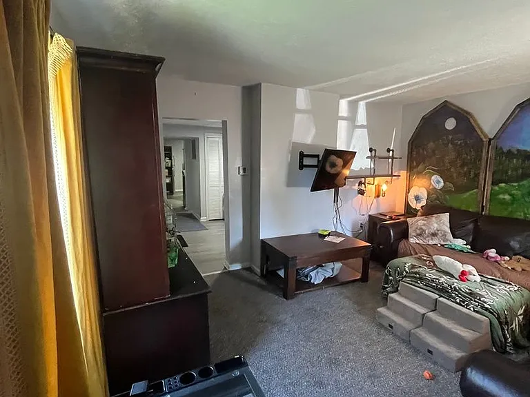 617 Van Roberts Pl — Photo 6