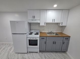 4249 J St, Philadelphia, PA 19124