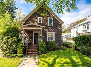 4 Healy Rd, Worcester, MA 01603