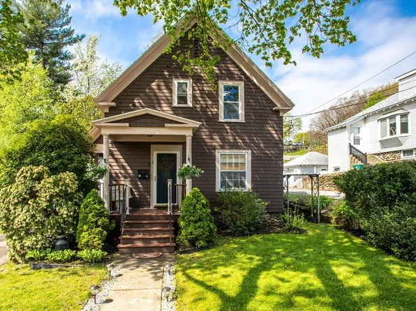 4 Healy Rd, Worcester, MA 01603