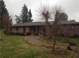 431 Eastwood Rd, Ravenswood, WV 26164
