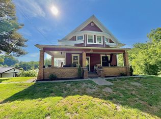 191 Country Club Rd, Grafton, WV 26354
