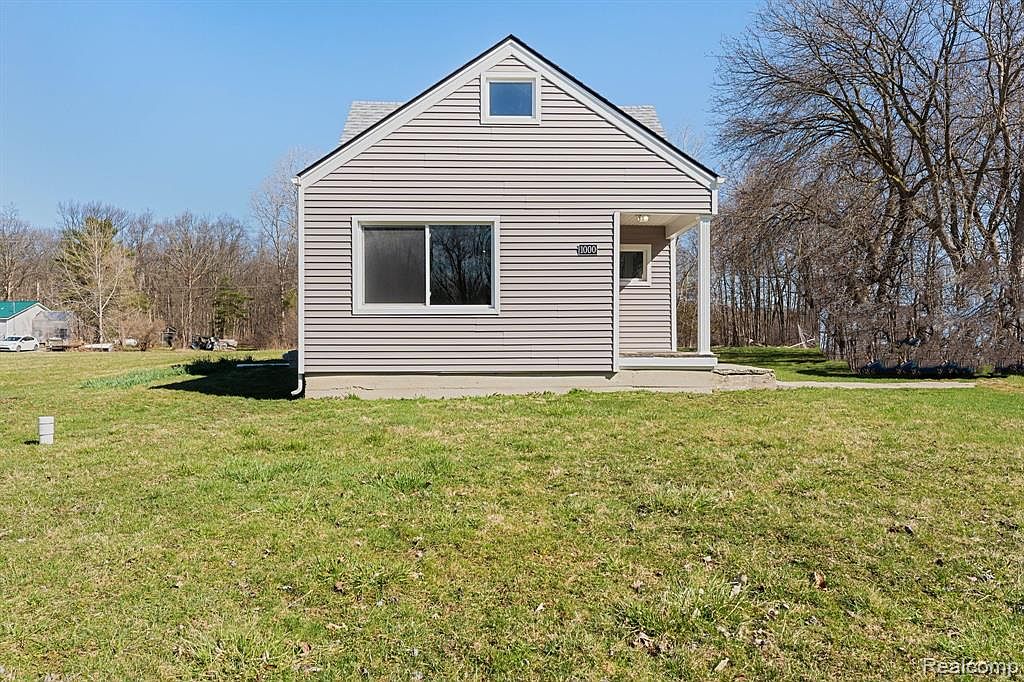 1000 Barker Rd, Whitmore Lake, MI 48189 Zillow