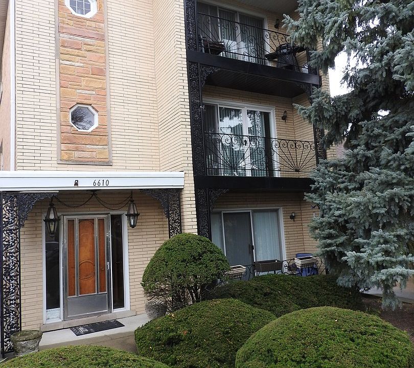 1st image of 6610 N Northwest Hwy APT 2
