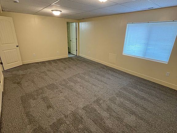 3rd image of 783 W Bayport Way