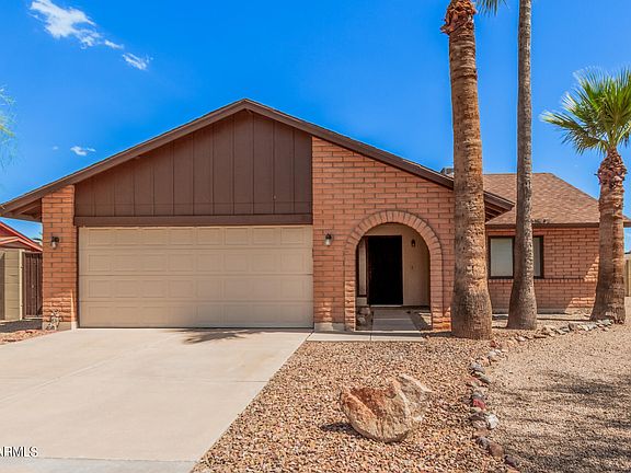 2nd image of 16261 N 30TH Avenue