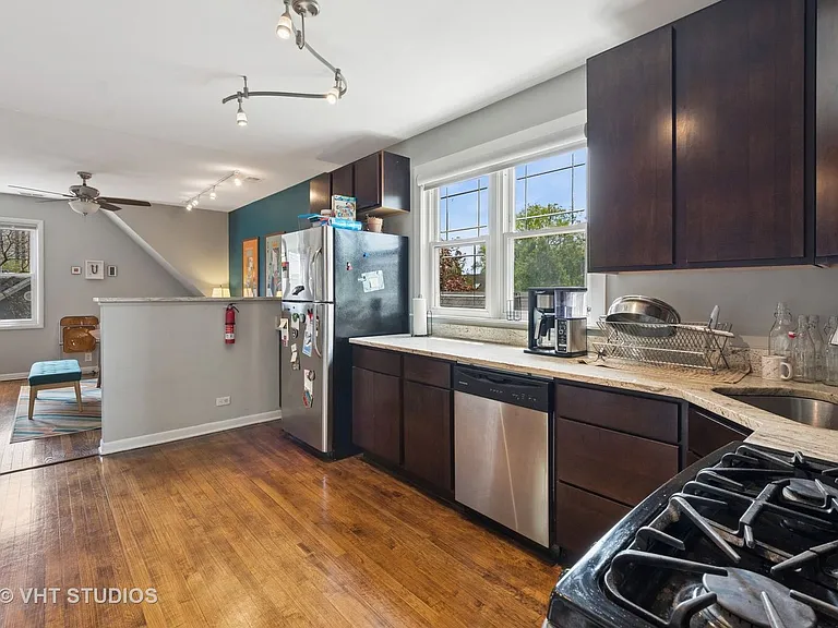 2640 N Burling St #3 — Photo 4