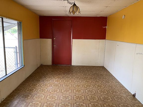 5th image of 13896 61st Way N