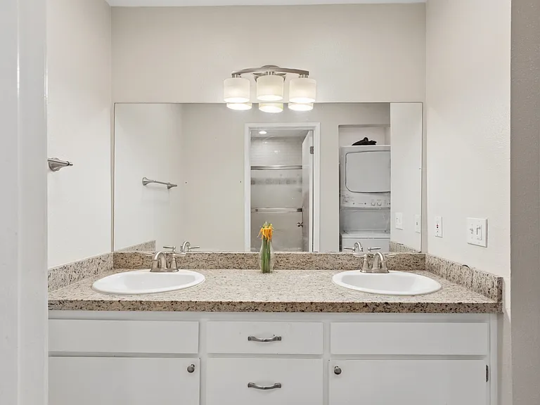 2128 Bueno Dr #30 — Photo 16