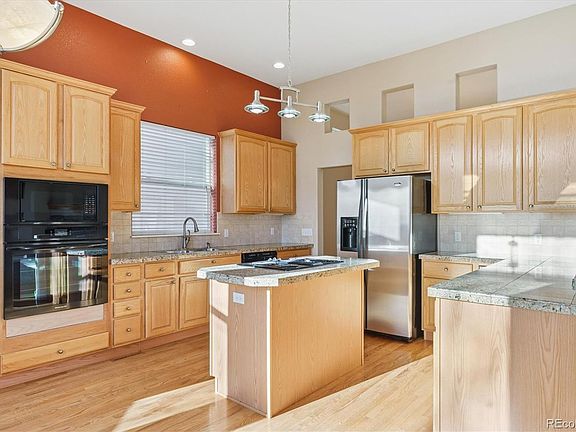 4th image of 1022 Bramblewood Drive