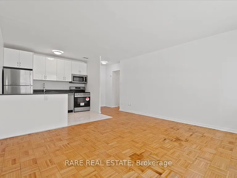3111 Eglinton Ave E #102 — Photo 6