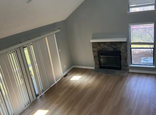 40 Linda Ln, Edison, NJ 08820