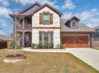 717 Copperleaf Dr, Midlothian, TX 76065