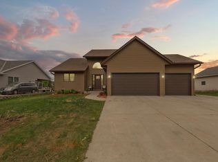 29107 Danel Ave, Randolph, MN 55065