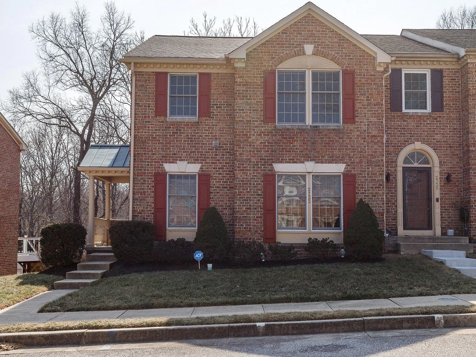 3 bed, 4.0 bath, 2062 sqft, $3,200 — Photo 4