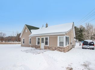 1290 N Greenville Rd, Stanton, MI 48888