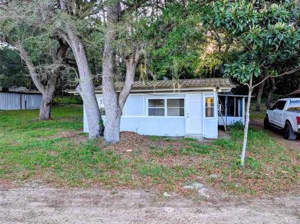 17247 SE 284th Ter, Umatilla, FL 32784