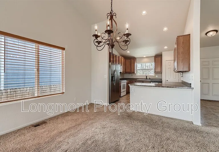 5735 Prairie Cir — Photo 6