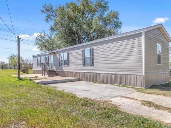 413 Invader St, Sulphur, LA 70663