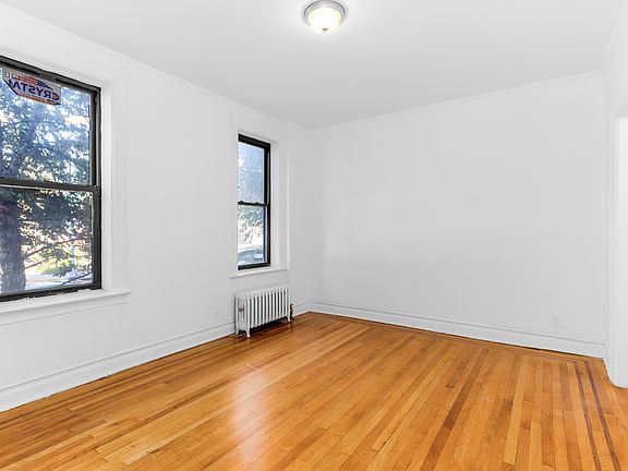 4th image of 626 Lincoln Pl APT 1A