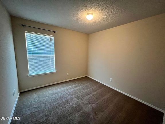 4th image of 2736 Granite Rock Pl