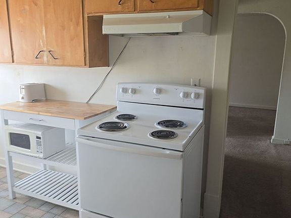 3rd image of 100 S College Ave #10