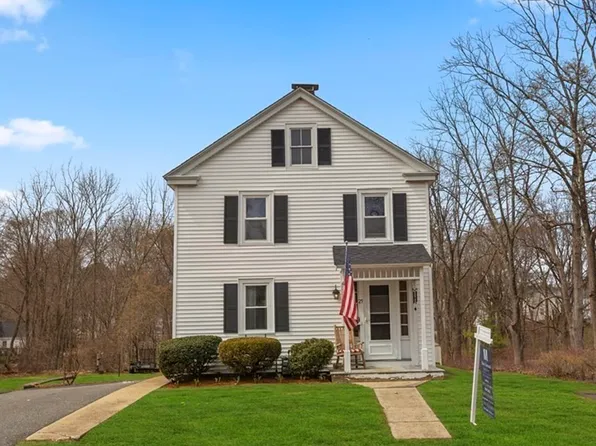 21 School St, Walpole, MA 02081