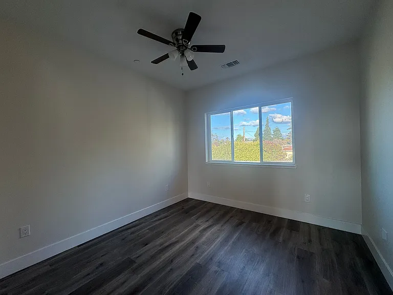 22390 Salwan Pl — Photo 14