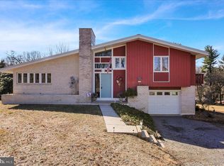 60 Hidden Valley Rd, Mertztown, PA 19539