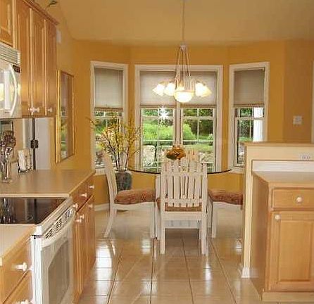 5th image of 16 Hampshire Dr