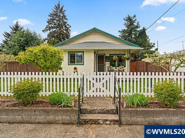 154 Cleveland St, Lebanon, OR 97355