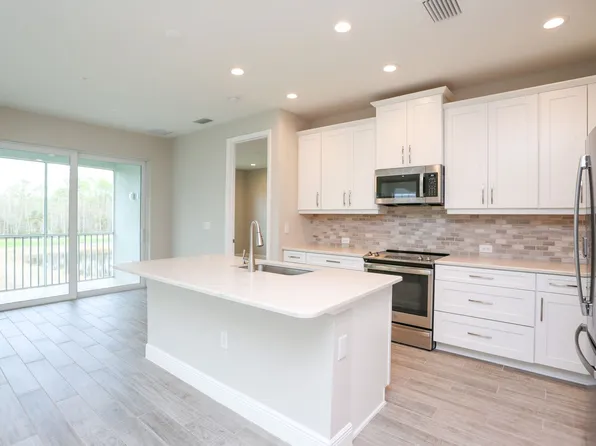 2626 Seychelles Cir, Naples, FL