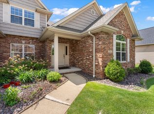 4705 Sandcherry Dr, Champaign, IL 61822