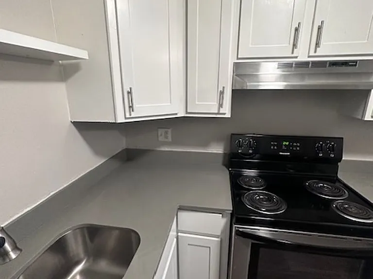 Apartments at Decker Lake Your Everyday Retreat — Photo 29