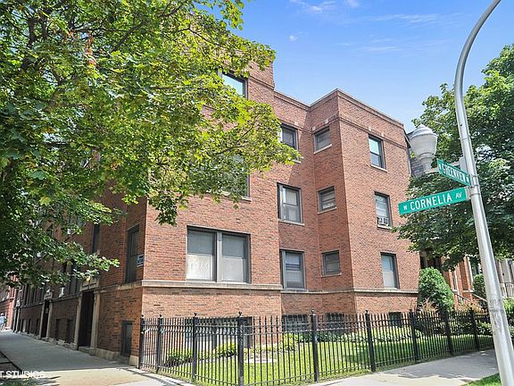 2nd image of 1447 W Cornelia Ave #1457-G
